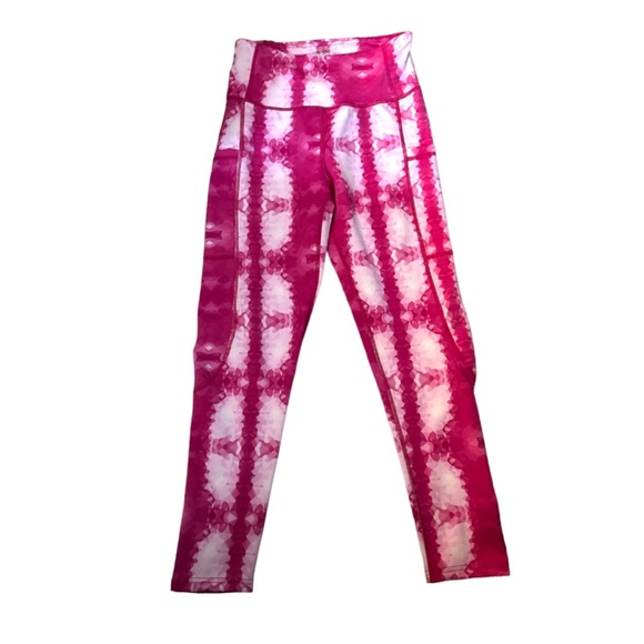 TKO Pants - TKO Technical Knockout 7/8 length Abstract Pink White Leggings, Sz M